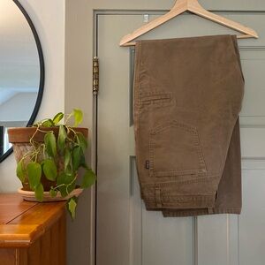 Men’s Patagonia organic Cotten pants